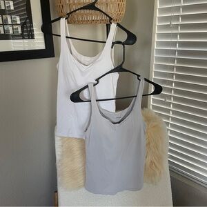 Lot 2 Uniqlo Airism Bra Top Sleeveless Tanks - Womens XS EUC